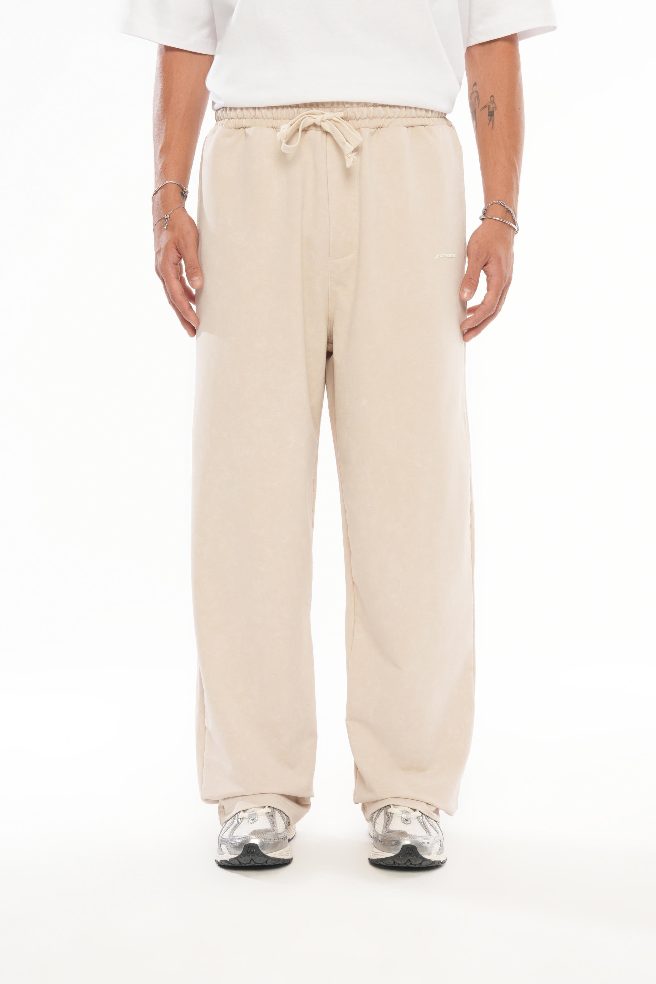 Basic Tracksuit with Embroidery Details - Black