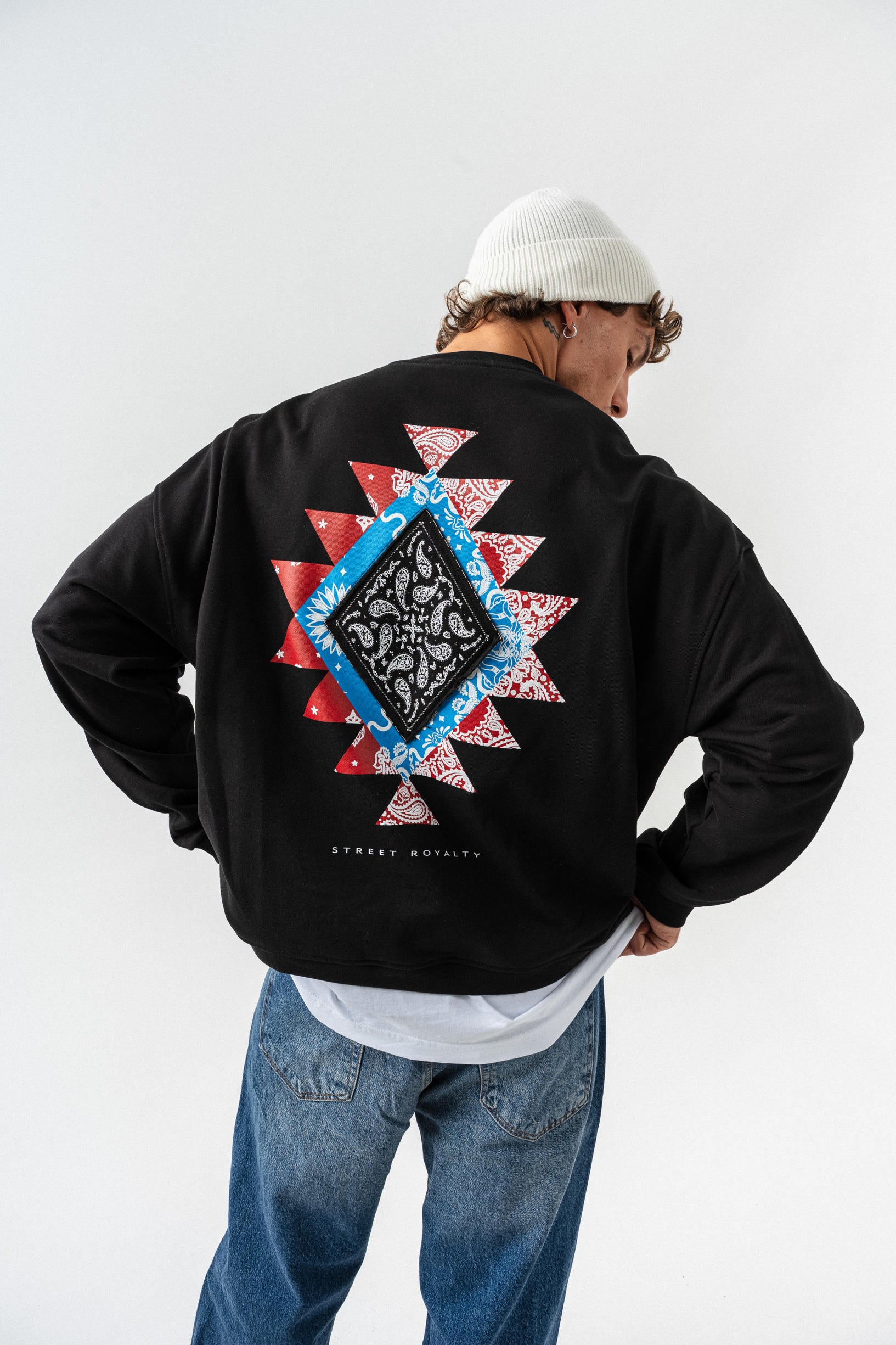 Desenli Patchli Oversize Sweatshirt - Siyah