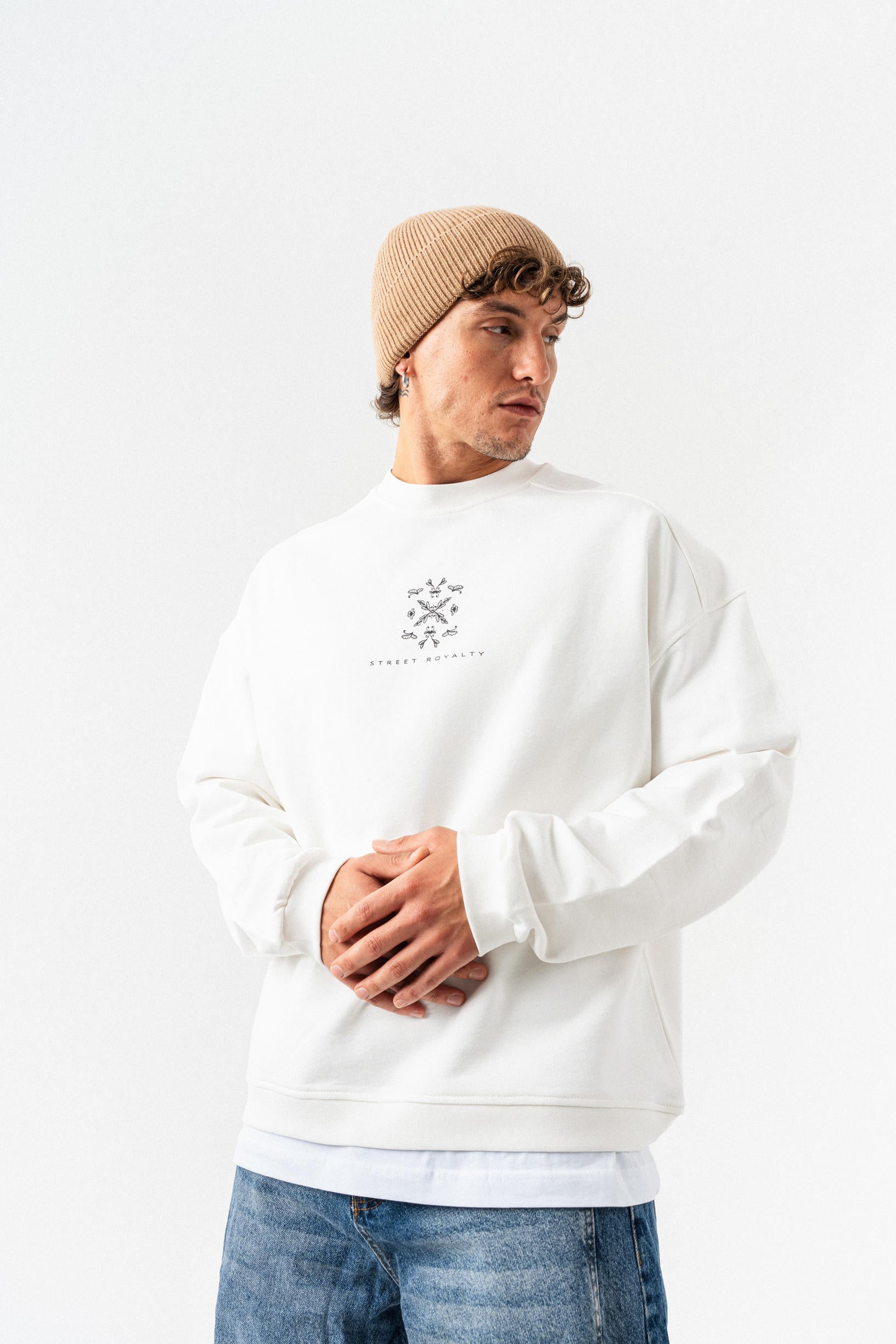 Desenli Patchli Oversize Sweatshirt - Ekru