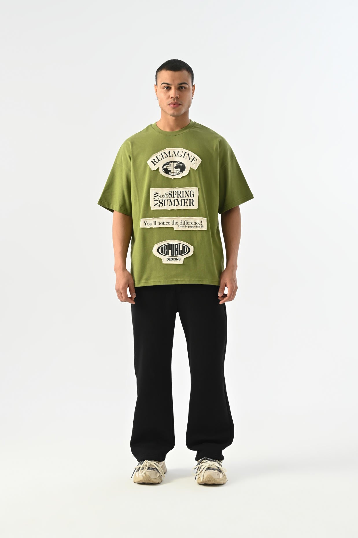 Reimagine Patch Detaylı Oversize T-shirt - Haki