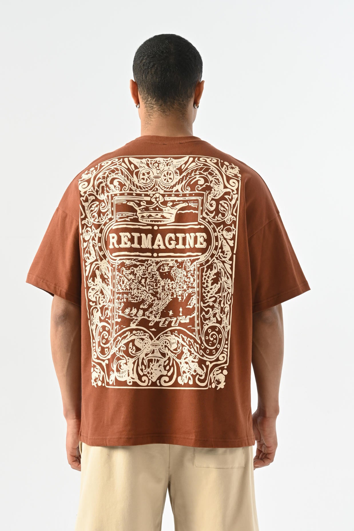 Reimagine Oversize T-shirt - Kahverengi