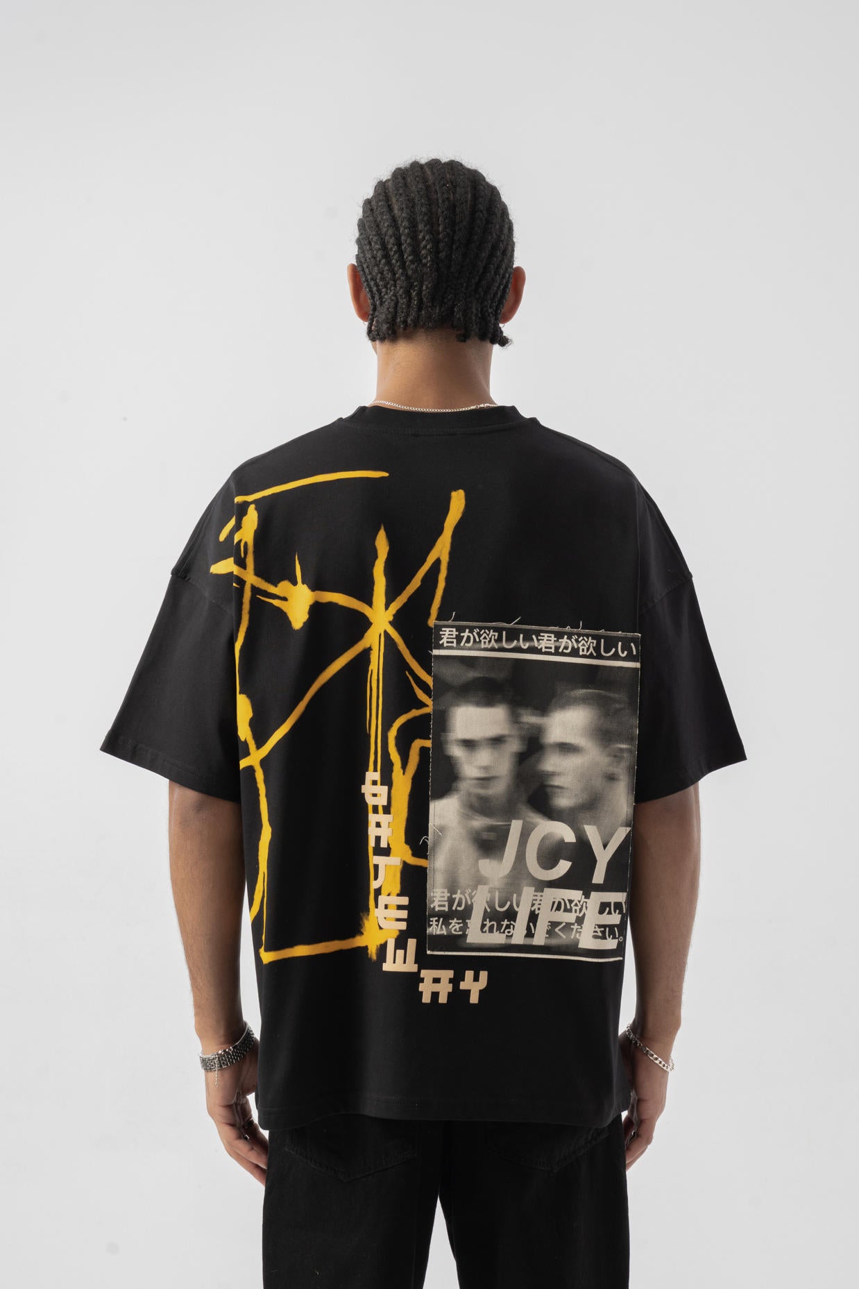 Patch Detaylı Oversize T-shirt - Siyah